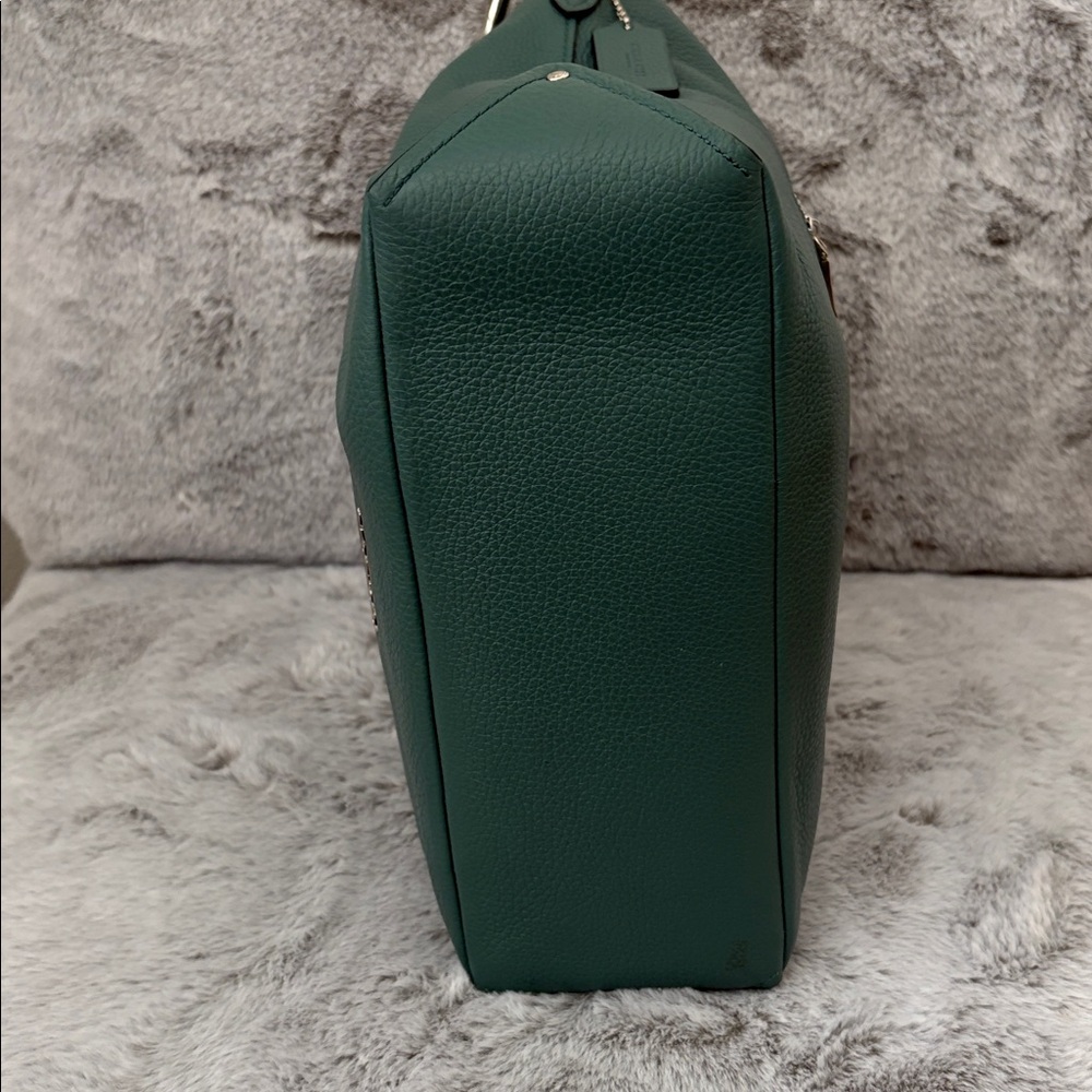 Coach Abby Duffle Hobo Shoulder/Crossbody bag in Coach Emerald Green - Picture 5 of 14